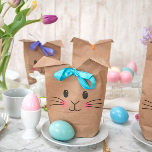 12 pochettes cadeaux imprimées pour Pâques - avec visage de lapin